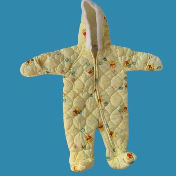 Vintage Winnie The Pooh Pastel Bunting Size Small - Picture 1 of 3